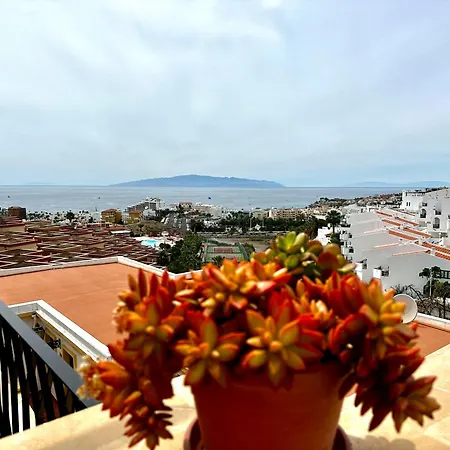 - Amazing Ocean And Teide View - Fast Wifi, Air Con * Costa Adeje (Tenerife)